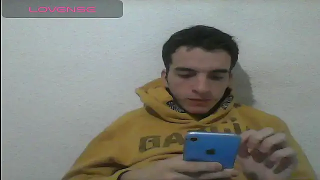 Tombgy07 online show from 01/12/25, 08:47