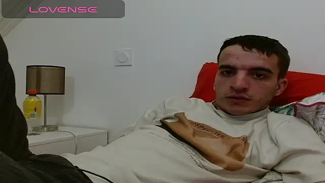 Tombgy07 online show from 11/09/25, 08:40