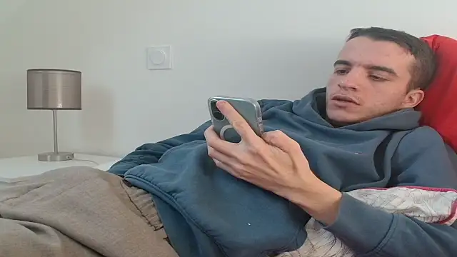 Tombgy07 online show from 11/26/25, 01:12