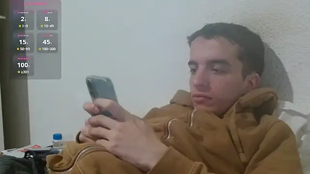 Tombgy07 online show from 04/01/26, 07:44