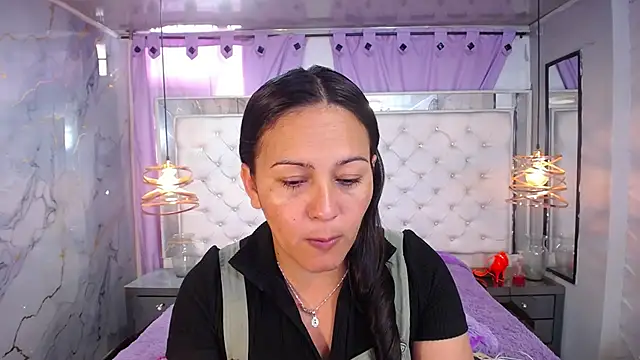 Georgina-Musk online show from 10/16/25, 07:48
