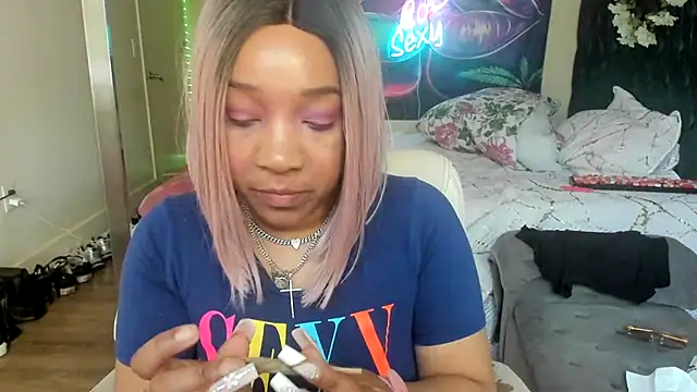 YasmineMinaj online show from 04/07/26, 12:49