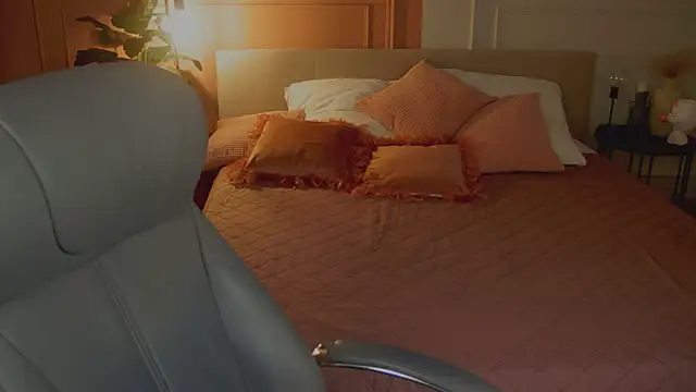 anita blairr online show from 11/10/25, 12:53