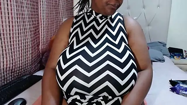 CHOCOLATEDARKBUSTYX online show from 10/31/25, 06:03