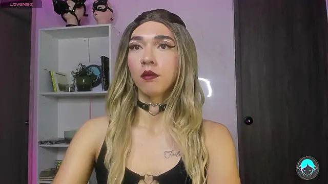 sofi elfqueen online show from 02/16/25, 01:58