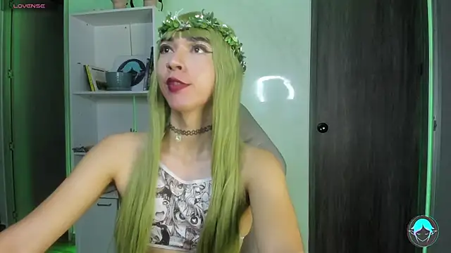 sofi elfqueen online show from 02/25/25, 03:09