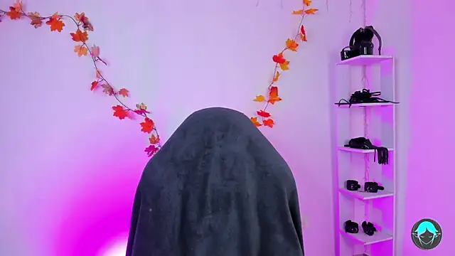 sofi elfqueen online show from 02/21/26, 11:39