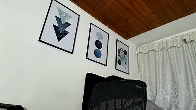 sam her online show from 11/10/25, 09:25