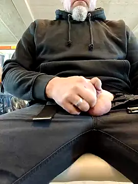 Tiger-70 online show from 04/17/26, 11:02