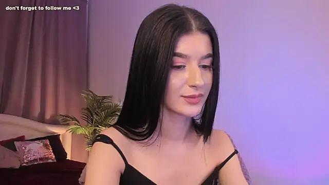 LauraCoy online show from 12/26/24, 03:38