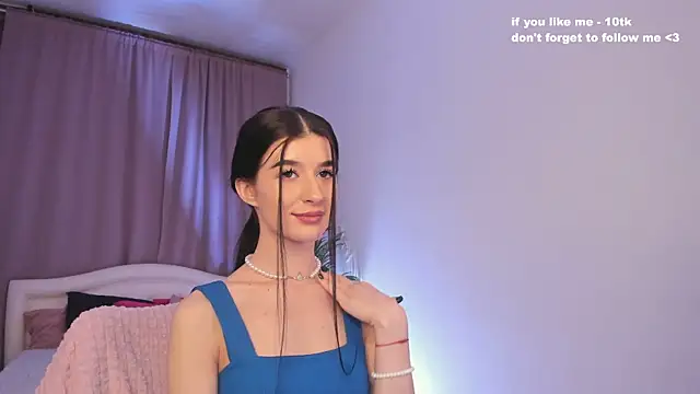 LauraCoy online show from 02/17/25, 08:26