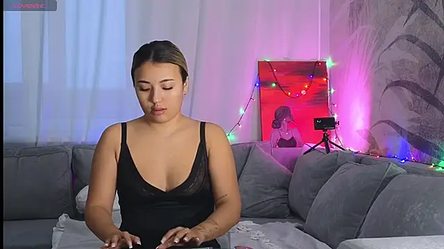 Snapshot of lily__foster chatting on 12/30/24, 06:09 lily  foster online show from 12/30/24, 06:09