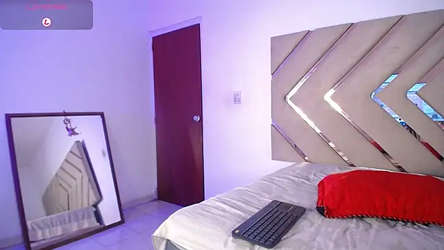 Raven foxter1 online show from 01/25/25, 09:04