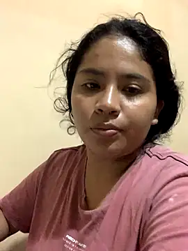 Snapshot of moncerrat_luna chatting on 12/03/24, 12:35 moncerrat luna online show from 12/03/24, 12:35