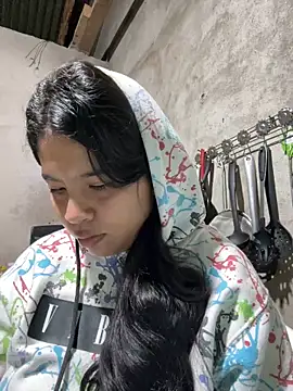 Snapshot of moncerrat_luna chatting on 02/07/25, 10:08 moncerrat luna online show from 02/07/25, 10:08