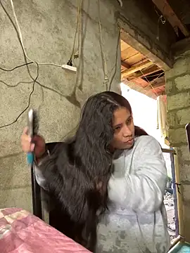 Snapshot of moncerrat_luna chatting on 03/19/25, 09:05 moncerrat luna online show from 03/19/25, 09:05