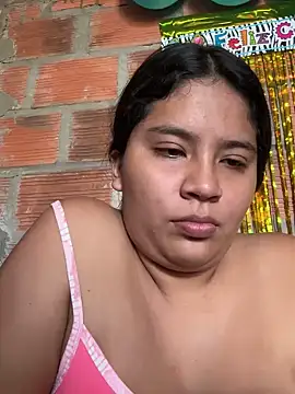 Snapshot of moncerrat_luna chatting on 03/21/25, 02:51 moncerrat luna online show from 03/21/25, 02:51