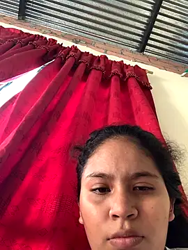 Snapshot of moncerrat_luna chatting on 10/05/25, 09:56 moncerrat luna online show from 10/05/25, 09:56