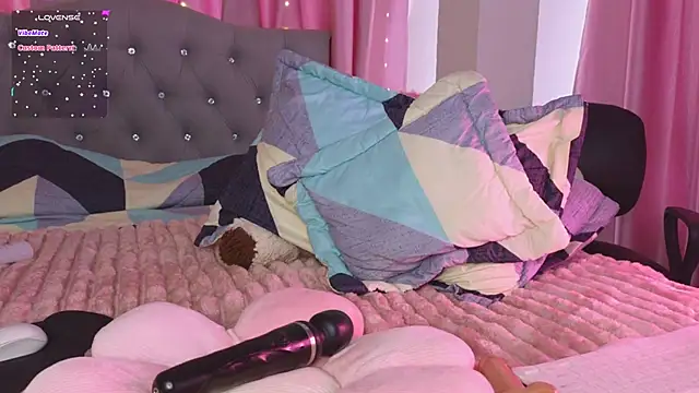 Emiily Scott1 online show from 03/12/25, 05:28