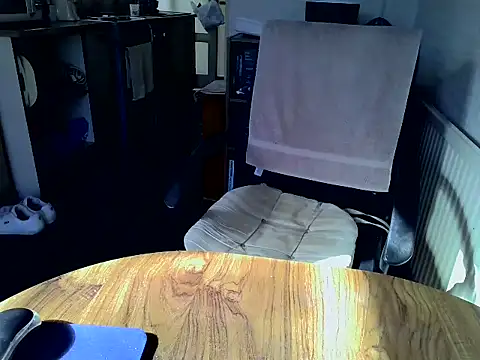 Snapshot of daddyflash chatting on 03/03/25, 11:44 daddyflash online show from 03/03/25, 11:44