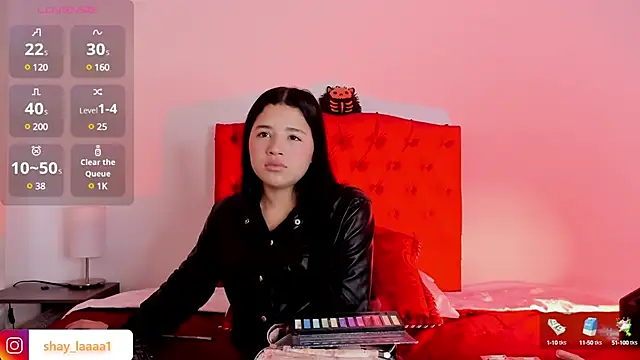 Snapshot of aliice_walker_ chatting on 12/28/24, 12:24 aliice walker  online show from 12/28/24, 12:24