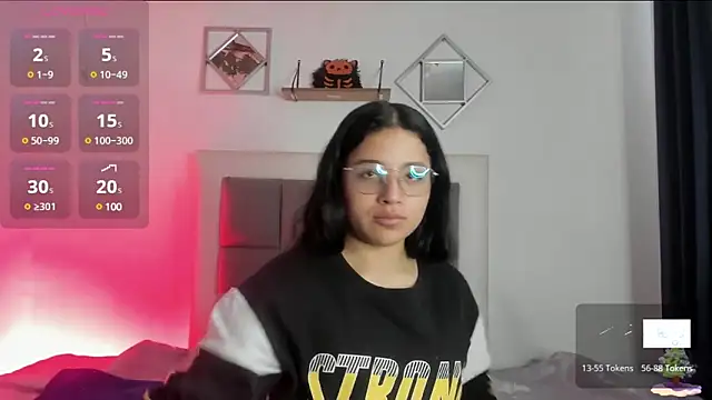 Snapshot of aliice_walker_ chatting on 01/17/25, 12:31 aliice walker  online show from 01/17/25, 12:31