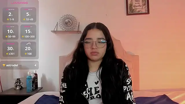 Snapshot of aliice_walker_ chatting on 01/27/25, 05:48 aliice walker  online show from 01/27/25, 05:48