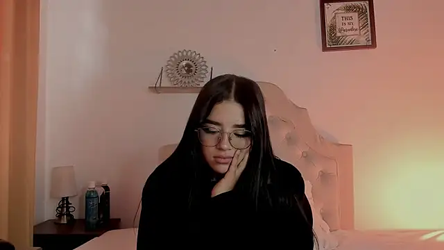 Snapshot of aliice_walker_ chatting on 01/28/25, 07:32 aliice walker  online show from 01/28/25, 07:32