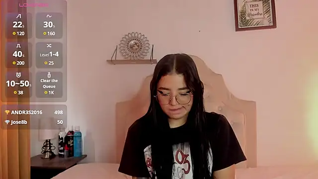 Snapshot of aliice_walker_ chatting on 02/03/25, 06:17 aliice walker  online show from 02/03/25, 06:17