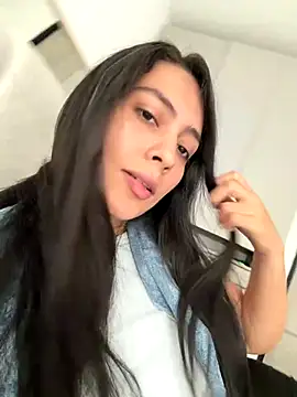 Sophie  Foxxx online show from 11/17/25, 06:35