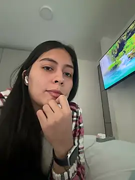 Sophie  Foxxx online show from 03/25/26, 01:06