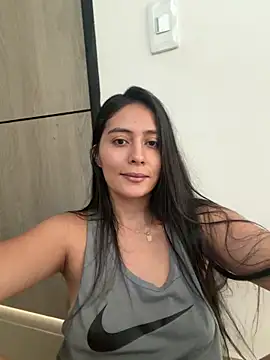 Sophie  Foxxx online show from 04/19/26, 06:10