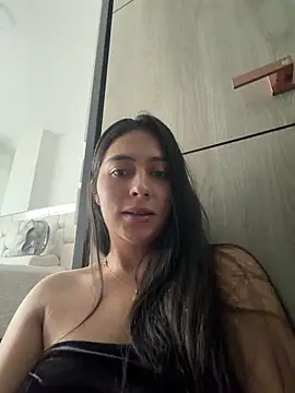 Sophie  Foxxx online show from 04/20/26, 03:37