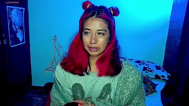 Roxanbunny1 online show from 10/22/25, 02:45