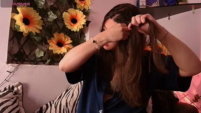 kisstarxxx online show from 04/17/26, 05:43