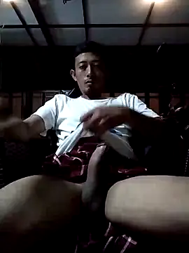 Snapshot of Dwirosebig chatting on 01/14/25, 08:15 Dwirosebig online show from 01/14/25, 08:15