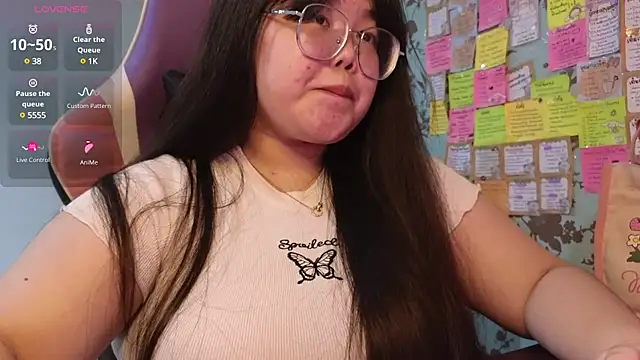 ANNELIESE  online show from 12/08/24, 06:17