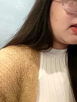 ANNELIESE  online show from 02/25/25, 04:53