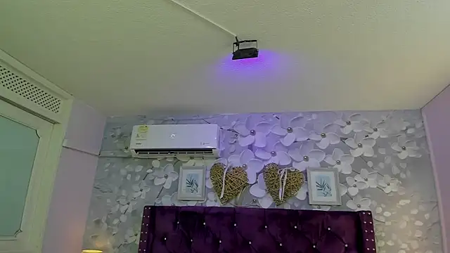 dalila salazar online show from 04/30/26, 03:02