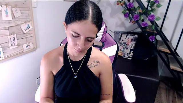 Snapshot of samantha_baby_ chatting on 07/19/26, 07:06 samantha baby online show from 07/19/26, 07:06