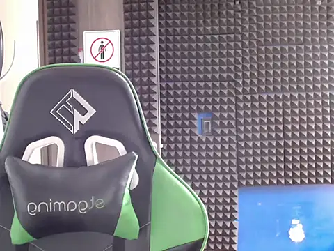 Curly Angel24 online show from 02/18/26, 03:08