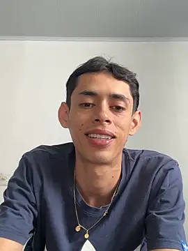 domeniic   online show from 04/21/26, 04:23