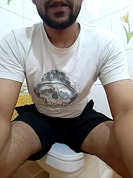 Snapshot of Casting_Design chatting on 10/06/25, 03:04 Casting Design online show from 10/06/25, 03:04