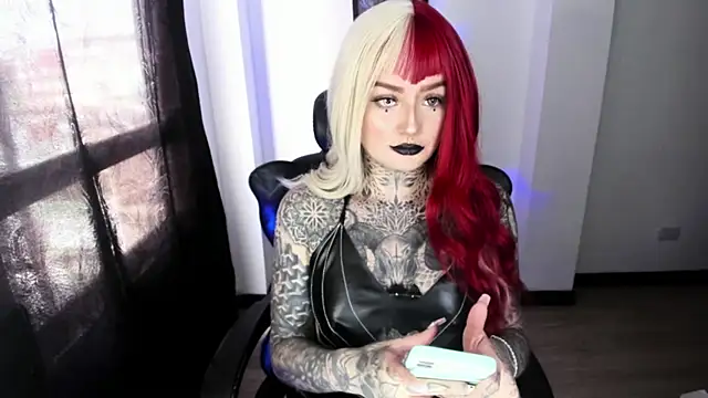 Anaii Gomez online show from 12/16/25, 07:08