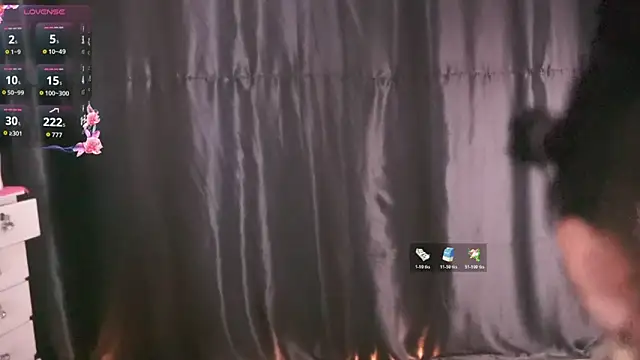 Sisirojas online show from 10/28/25, 01:53