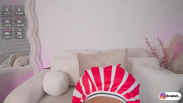 Ariadna5 online show from 11/30/25, 04:49