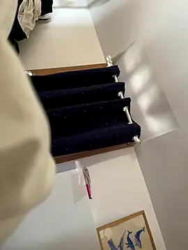 Snapshot of la_chiennete chatting on 10/12/25, 08:35 la chiennete online show from 10/12/25, 08:35