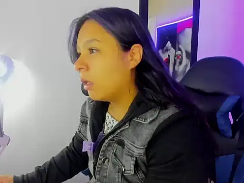 Charis 21 online show from 02/05/26, 07:07