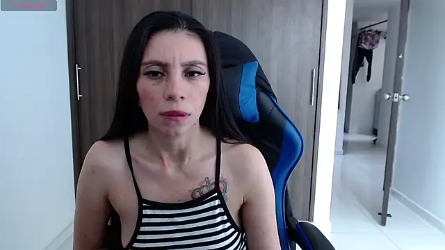 Snapshot of salome_sweet4 chatting on 09/11/25, 04:51 salome sweet4 online show from 09/11/25, 04:51