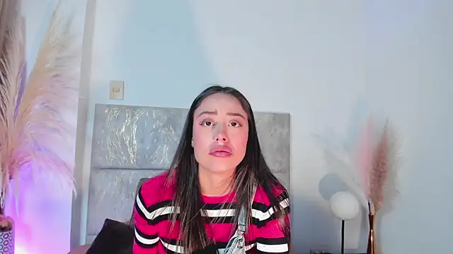 NoraDasilva online show from 02/05/25, 12:53